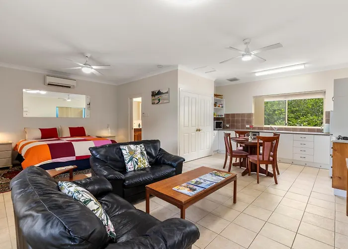 Bon Villas B&B Bonville - Adults Only, Pet Friendly Accommodation