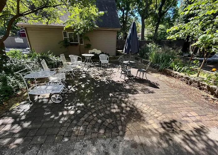 Innisfree Bed & Breakfast