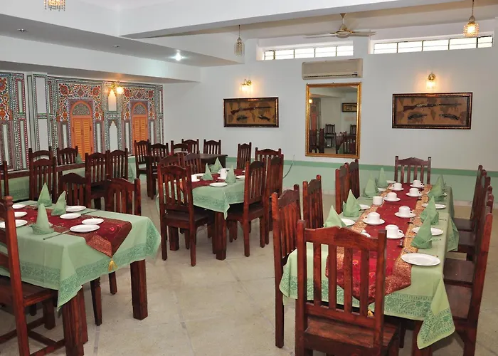 Rani Mahal Hotel