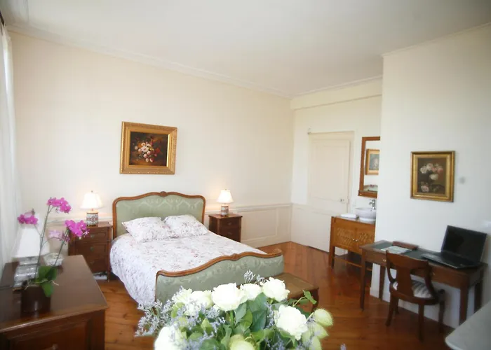 Chambres D'Hotes Autour De La Rose