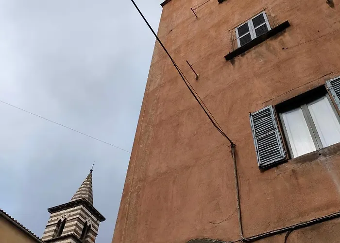 Torre Subrosa, vasca in camera cromoterapia