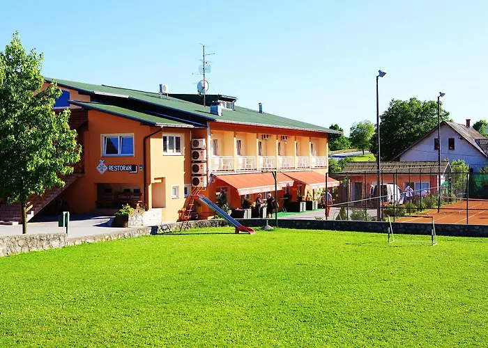 Bed And Breakfast Restaurant Dp