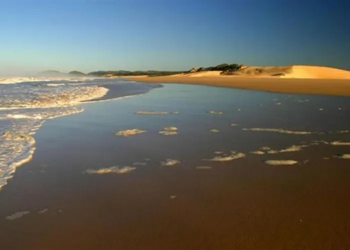 Oyster Bay Beach Lodge