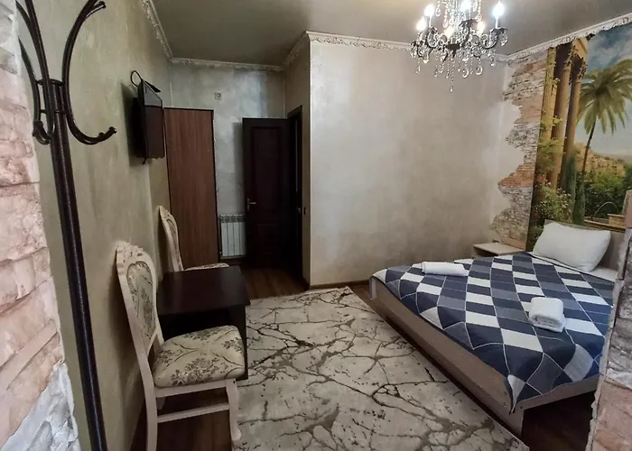 Camelot Hotel