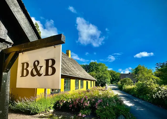 Dyrlev Bed & Breakfast