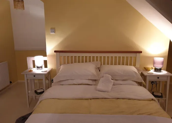 The Old Cornstore A Beautiful Suite Overlooking The Sea