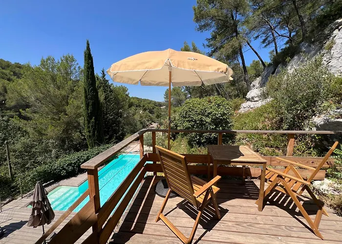 Cavaillon Bed & Breakfasts 