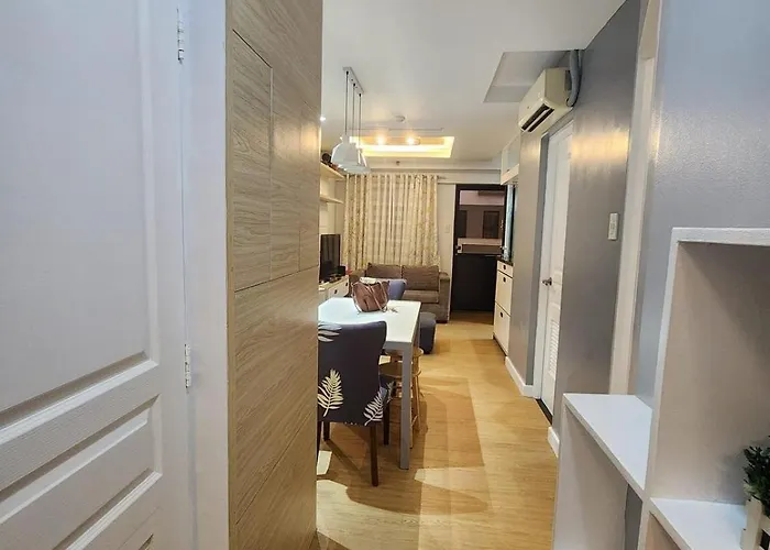 Accolade Place - Dmci