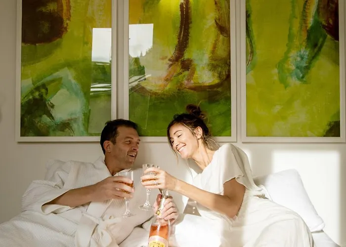 Montmartre Romantic, Bed & Breakfast - Paris