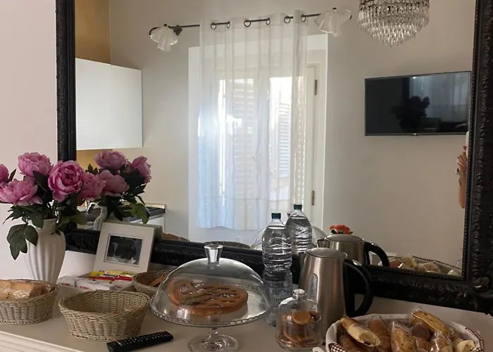 Palazzo Mari suite&rooms b&b