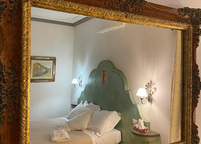 Palazzo Mari suite&rooms b&b