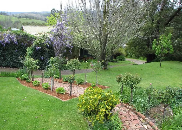 Leafield Cottages