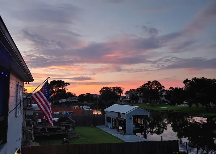 Dirty South Bayou Bed & Breakfast