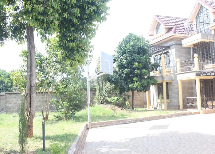 Eshborns House - Near Jomo Kenyatta International Airport And Sgr With Shuttle Services At An Extra Fee