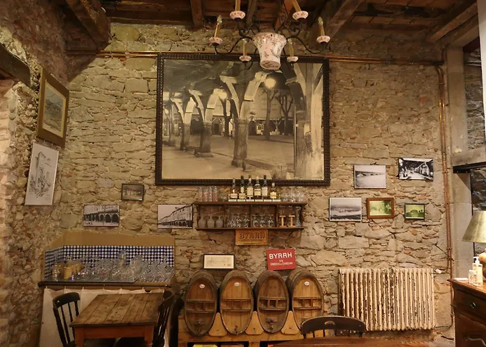 La Maison Des Consuls