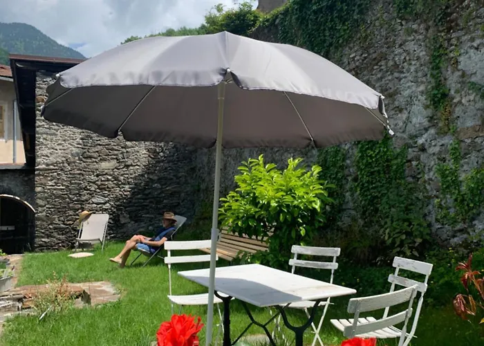 Au Cheval Blanc - Appartements Et Chambres D'Hotes