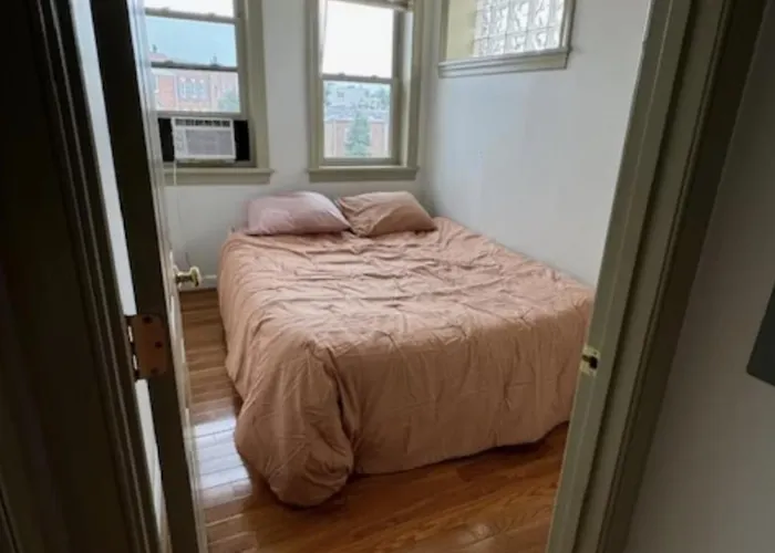 Dc Play House Bed And Breakfast