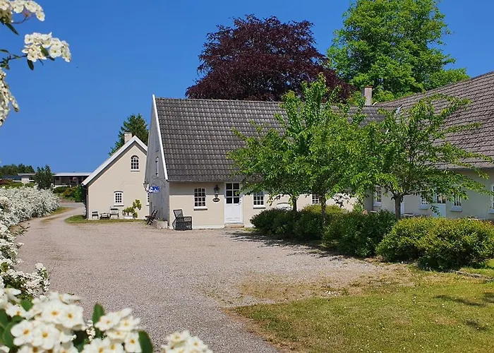 Store Ejlstrup Bed & Breakfast