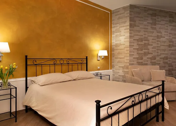 Domus Cuomo B&B