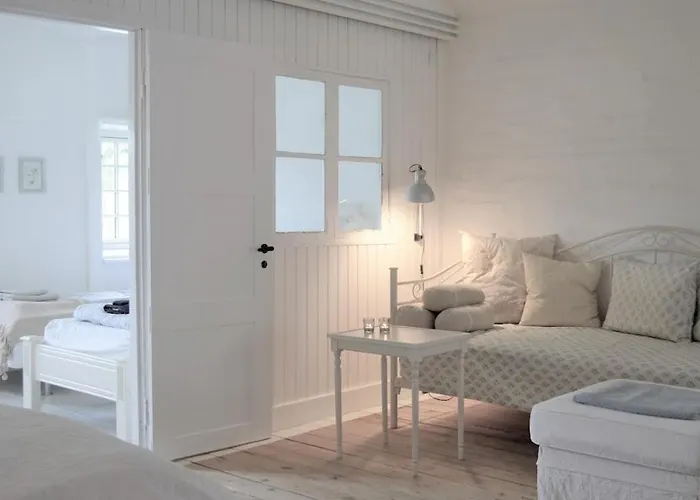 Store Ejlstrup Bed & Breakfast