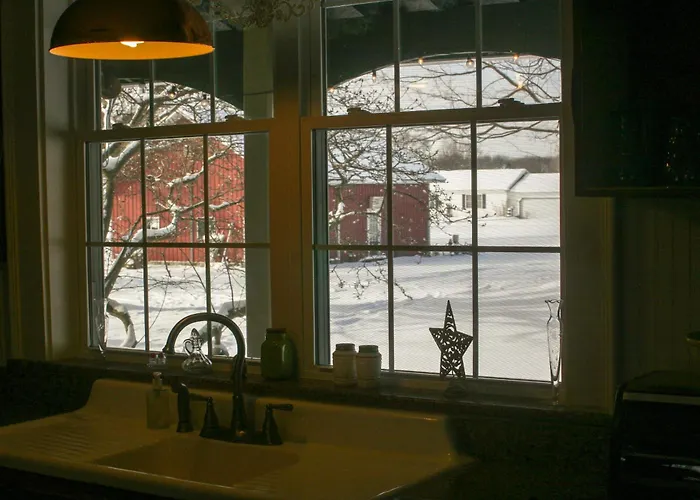 Plymouth Bed & Breakfasts 