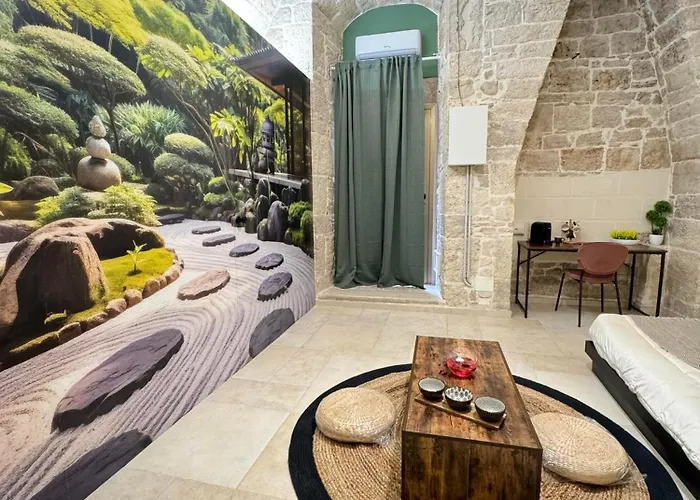 Amale' Suite 10 Giappone