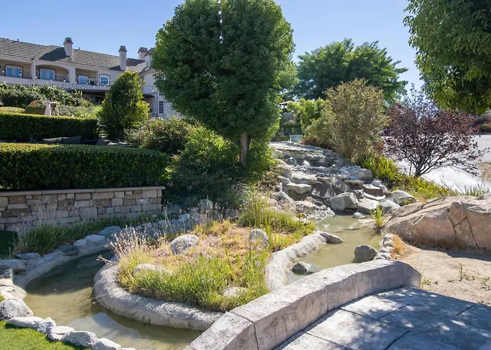 Costa Mesa Bed & Breakfasts 
