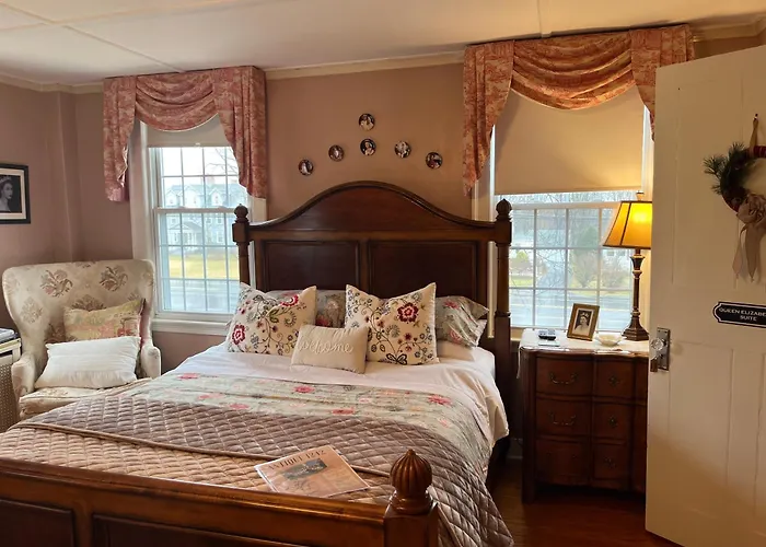 Antique1242 British Bed & Breakfast