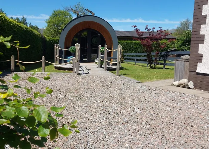Seren Garden Pod