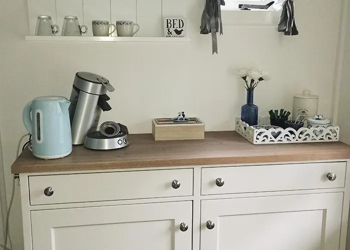 Prive Tuinhuis B&B Elly
