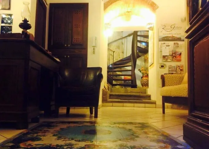 Romeo E Giulietta Scilla