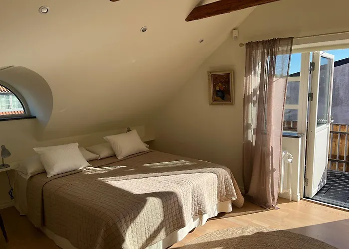 Ystad Bed & Breakfasts 