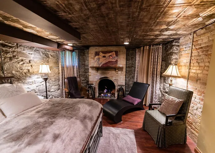 Historic Webster House Bed And Breakfast Inn