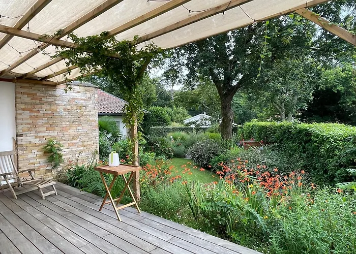 Haritzaga Chambre D'Hote Terrasse & Jardin Prive