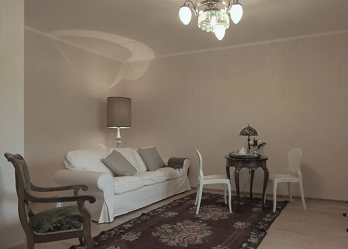 Palazzo Mattei B&B And Charming Rooms