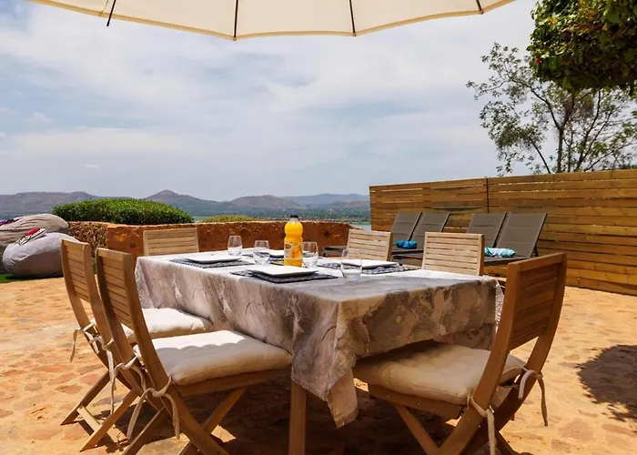 Romantic Cosy Fire-Place At Enso Botanico Boutique Villa, Kosmos