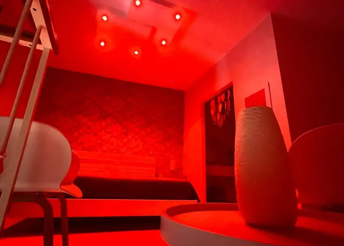 B&B Rival Room E Suite
