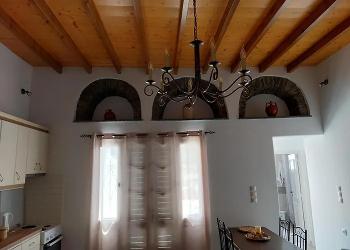 Emily'S Guest House
