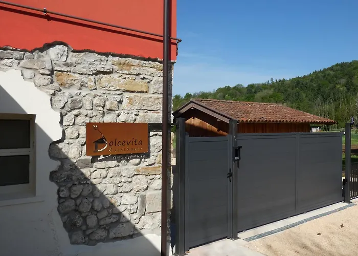 Dolcevita Guest House