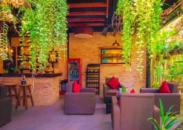 Angkor Home 27