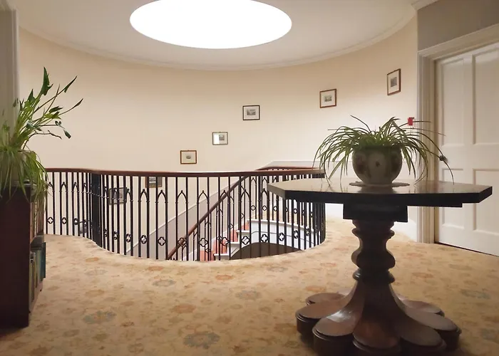 Teignmouth Bed & Breakfasts 