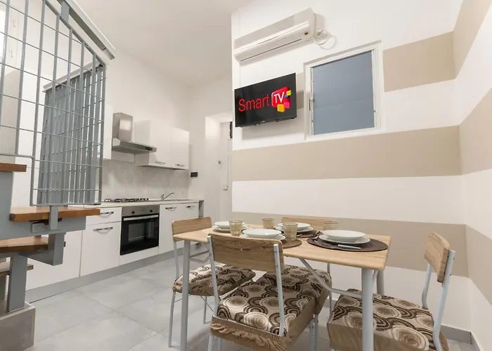 Eg House
