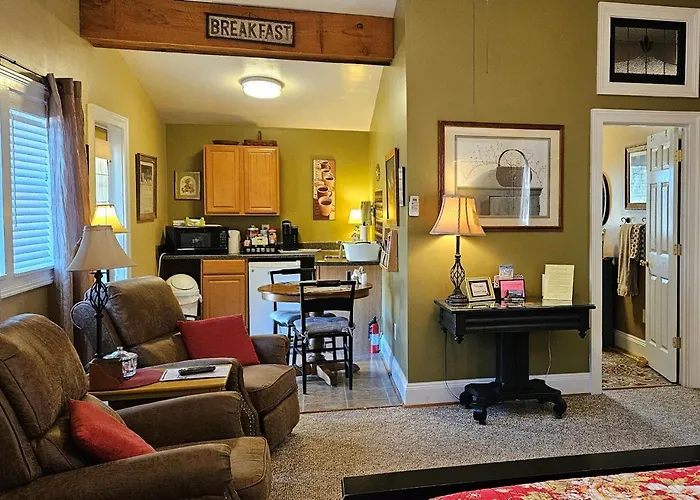 Piney Hill Cottages