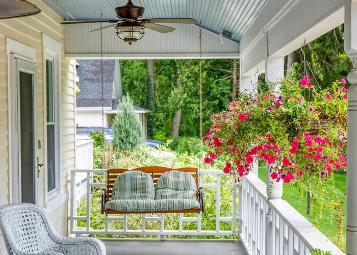 Plymouth Bed & Breakfasts 