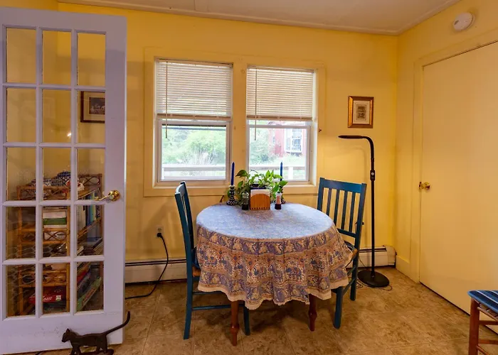 Cavalier Cottage B&B