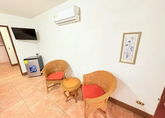 Playa Hermosa (Guanacaste) Bed & Breakfasts 