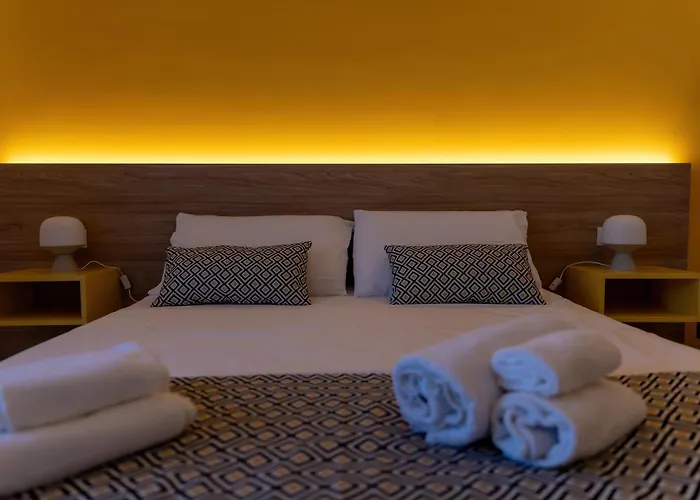 Tevergad Premium Rooms