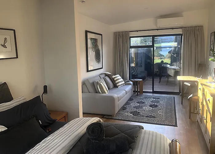 Hamurana Roost