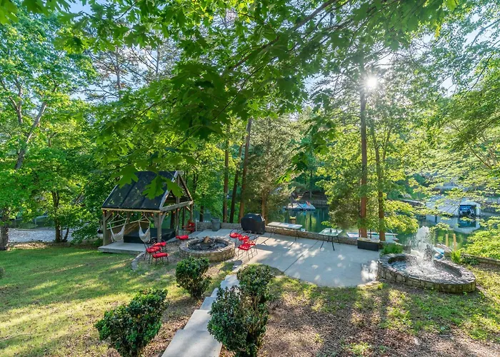 Lake Front Bed & Breakfast