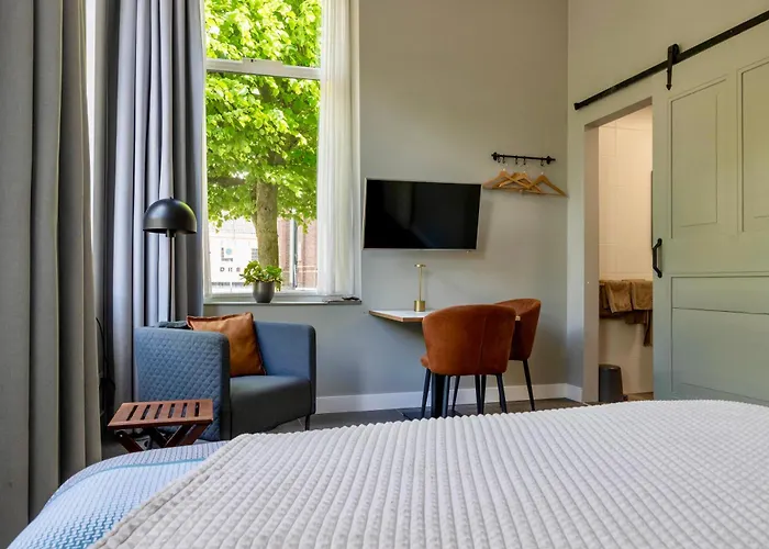 "In De Kloosterhof" Gratis Prive Parkeren